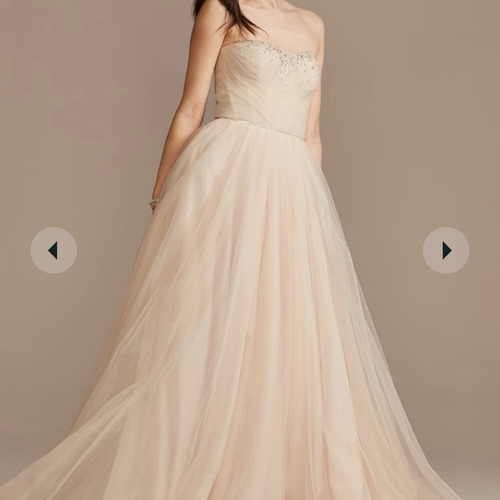 NWT never worn size 6